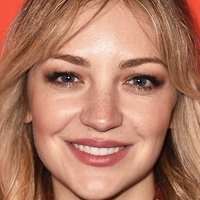 Abby Elliott Nøgen