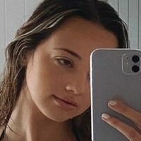 Abby Filli Nøgen