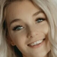 Abi Coombes Nøgen