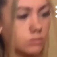 Abi Greasley Nøgen
