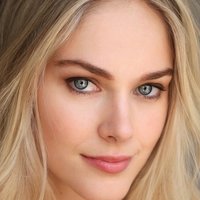Abigail Nøgen