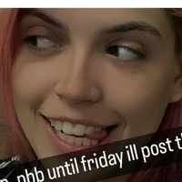 Adri_ch4n Nøgen