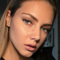 Alenka Aganova Nøgen