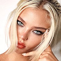 Alesya Kafelnikova Nøgen