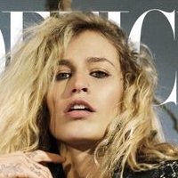 Alice Dellal Nøgen
