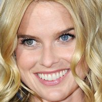 Alice Eve Nøgen