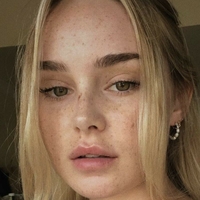 Alice Kristiansen Nøgen