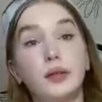 alicefez Nøgen