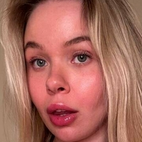 alissaada Nøgen