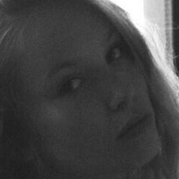 Alix Morillo Nøgen