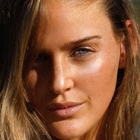 Alyce Crawford Nøgen