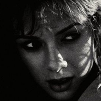 Amanda Stoer Nøgen