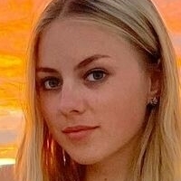 Amelie_Ay Nøgen