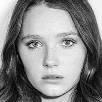 Amy Forsyth Nøgen