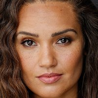 Anastacia McPherson Nøgen