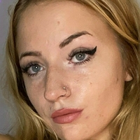 Anastasia Daisy Nøgen
