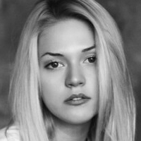 Anastasiya Timushkova Nøgen