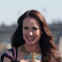 Andie MacDowell Nøgen