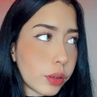 Angelica Valentina Nøgen