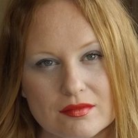 Angie Gregory Nøgen