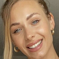 Annie Ramage Nøgen
