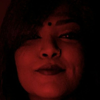 Anuradha Menon Nøgen