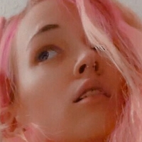 Arin_Squirrel98 Nøgen