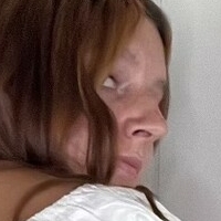 Asha Miller Nøgen
