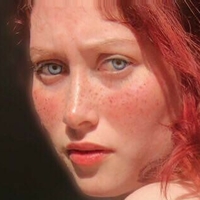 Ashley Ginger Nøgen