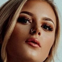 Ashlyn Sharp Nøgen