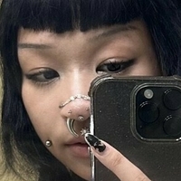 assaultandbattery Nøgen