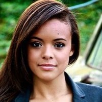 Aubrey Cleland Nøgen