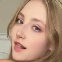 Ava Mathis Nøgen