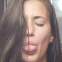 Azrael Renee Nøgen