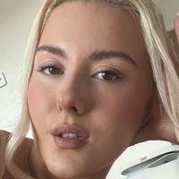 Bambi Cox Nøgen