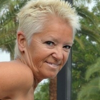 Bambi Cummins Nøgen