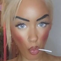 Barbiegiel23 Nøgen