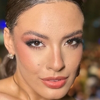 Beatriz Reis Nøgen