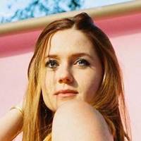 Bonnie Wright Nøgen