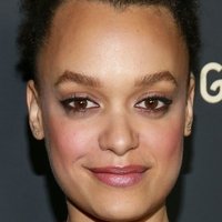 Britne Oldford Nøgen