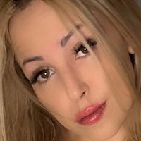 Brittney Schmidt Nøgen