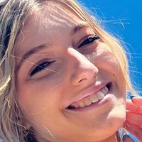 Brooke Isabella Nøgen