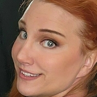 Brynn Woods Nøgen