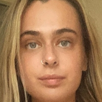 Caitlin Maclening Nøgen