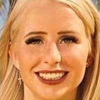 Carina Spack Nøgen