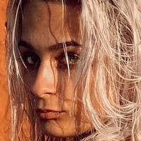 Carla Freda Nøgen