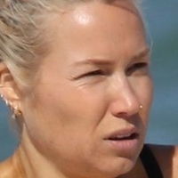 Caroline Groth Nøgen