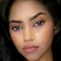 Celine Naidoo Nøgen