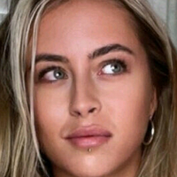 Chantelle Warnock Nøgen