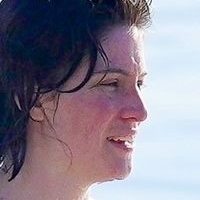 Charlotte Simpson Nøgen